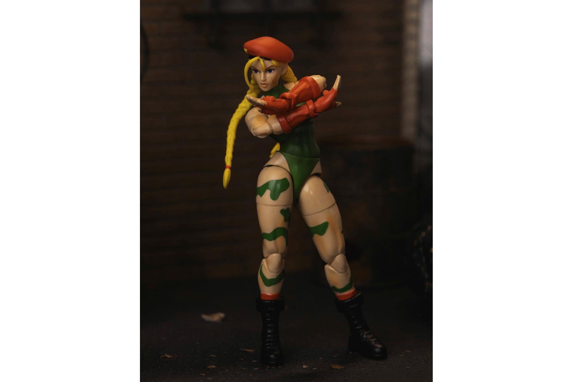 Jada Street Fighter II Cammy White Figürü