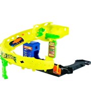 Hot Wheels City Düşmanlarla Mücadele Serisi JBM63