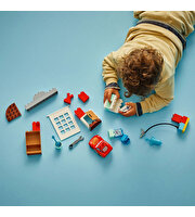 LEGO Duplo Disney ve Pixar Arabalar McQueen’in Doc’un Garajını Ziyareti 10456