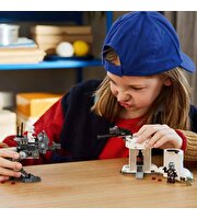 LEGO Star Wars: Mandalorian ve Grogu AT-RT Saldırısı 75444