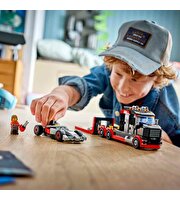 LEGO City Audi F1® Yarış Arabalı F1 Sergileme Kamyonu 60493