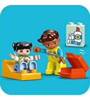 LEGO DUPLO Ambulans ve Sürücü 10447