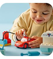 LEGO Duplo Disney ve Pixar Arabalar McQueen’in Doc’un Garajını Ziyareti 10456