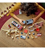 LEGO Jurassic World T. rex ve Atrociraptor Dinozor Kaçışı 76948