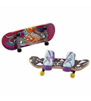 Hot Wheels Skate Retro Temalı İkili Parmak Kaykay ve Ayakkabı Paketleri HXL19