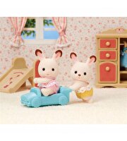 Sylvanian Families Çikolata Kulaklı Tavşan İkiz Bebekleri