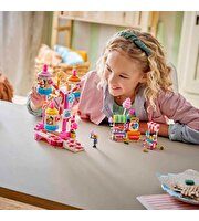 LEGO Friends Şeker ve Kapkek Dönme Dolabı Yapım Seti 42700
