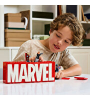 LEGO MARVEL Logosu ve Mini Figürleri 76313