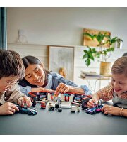 LEGO City F1 Garajı ve Mercedes-AMG ve Alpine Arabaları 60444