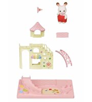 Sylvanian Families Şato Bebek Oyun Parkı Seti
