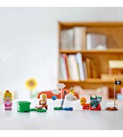 LEGO Super Mario İnteraktif LEGO Peach ile Maceralar 71441