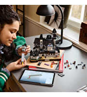 LEGO Wednesday Nevermore Akademisi 76788