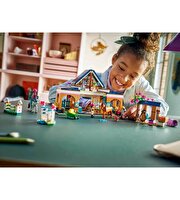 LEGO Friends At Ahırı ve Binicilik Akademisi 42688