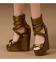 Barbie Signature Barbie Basics İkonik Koleksiyon Bebeği JJX25