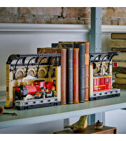 LEGO Harry Potter Kitaplık Dekoru: Hogwarts Ekspresi 76450
