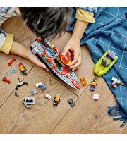 LEGO City İtfaiye Kurtarma Teknesi 60373