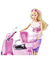 Steffi Love ve Scooterı