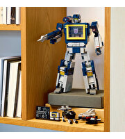 LEGO Icons Transformers: Soundwave 10358