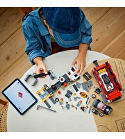 LEGO City Hurdalık ve Arabalar 60472