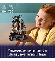 LEGO Wednesday Addams Figürü 76780