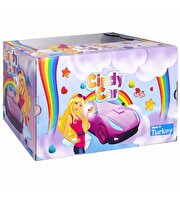 Cindy Bebek ve Spor Arabası