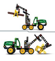 LEGO Technic John Deere 1470H Tekerlekli Orman Makinesi 42218