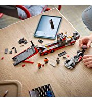 LEGO City Audi F1® Yarış Arabalı F1 Sergileme Kamyonu 60493