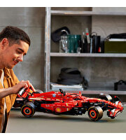 LEGO Technic Ferrari SF-24 F1 Araba 42207