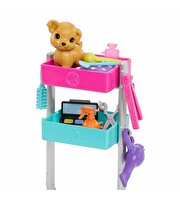 Barbie Malibu Stilist Bebek Oyun Seti HNK95