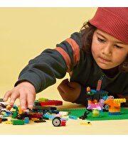 LEGO® Classic Yeşil Plaka 11023