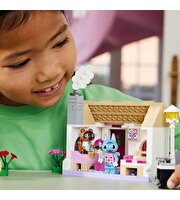 LEGO Animal Crossing Nook’s Cranny ve Rosie Evi 77050