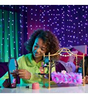 Monster High Clawdeen Wolf Harika Yatak Odası Oyun Seti HHK64