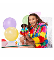 Barbie Extra Renkli Ceketli Bebek GVR04