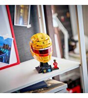 LEGO Editions Scuderia Ferrari HP Lewis Hamilton Kaskı 43022