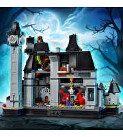 LEGO Wednesday Nevermore Akademisi 76788