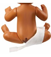 Barbie Bebek Bakıcısı Özellikli Minik Bebekler Bez Değiştirme Zamanı GHV86