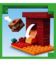 LEGO Minecraft Nether Lav Savaşı 21266