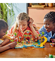 LEGO Friends Aile Tatil Köyü 42673