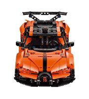 LEGO Technic Bugatti Chiron Pur Sport Hiper Araba 42222