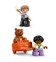 LEGO DUPLO İlk Havaalanı Deneyimi 10443