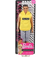 Barbie Yakışıklı Ken Bebekler Sarı Kapşonlu Ken GDV14