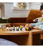LEGO Despicable Me 4 Minyonlar ve Muz Araba 75580