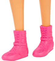 Barbie Kariyer Bebekleri Boksör Barbie GJL64