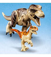 LEGO Jurassic World T. rex ve Atrociraptor Dinozor Kaçışı 76948