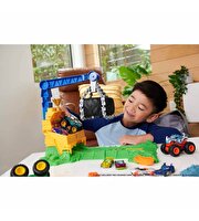 Hot Wheels Monster Trucks Arenada Rhinomite Mücadelesi Oyun Seti HTP18