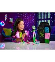 Monster High Gizemli Arkadaşlar 3.Seri Ghoulia Yelps HNF81