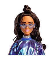Barbie Deluxe Style Stil İkonu Bebek Metalik Mavi Üst ve Etekli JFP42