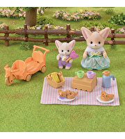 Sylvanian Families Piknik Seti Çöl Tilkisi Kız ve Bebek