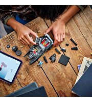 LEGO DC Batman: Batman Batmobile 76332