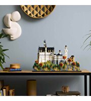 LEGO Architecture Neuschwanstein Şatosu 21063